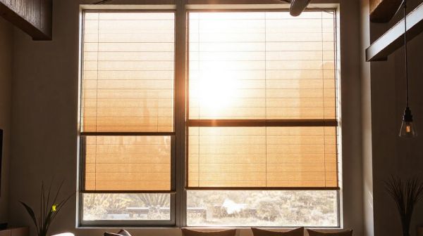 Les avantages exclusifs des volets roulants solaires en rénovation